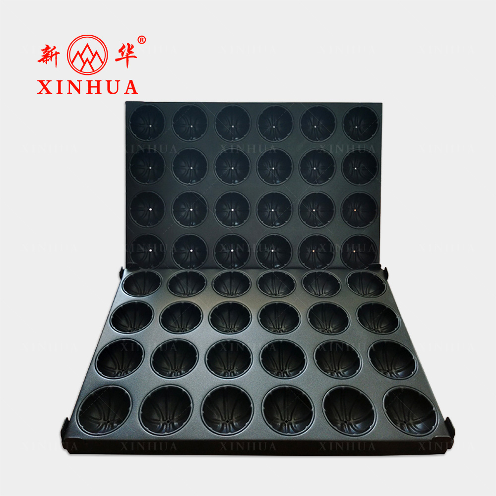 Basketball shaped bread baking tray
