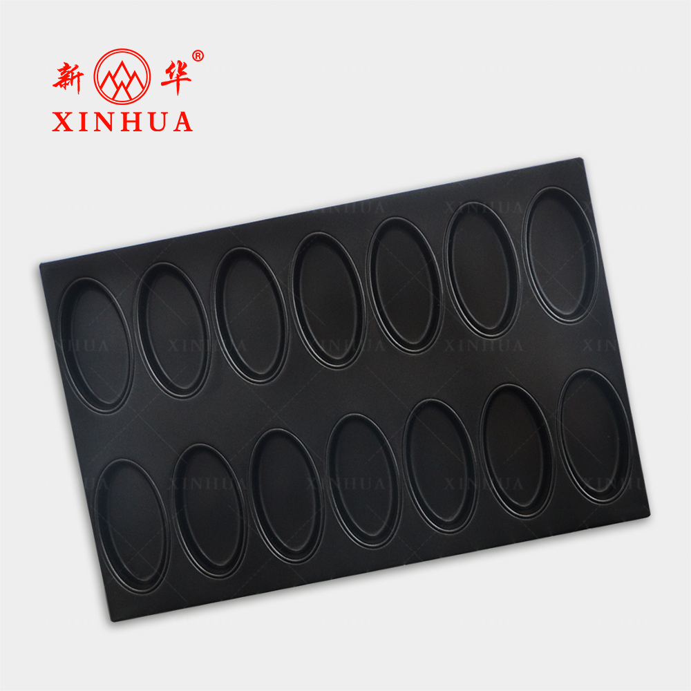 14 link Customized Croissant shapes baking pans Olive shape cake trays